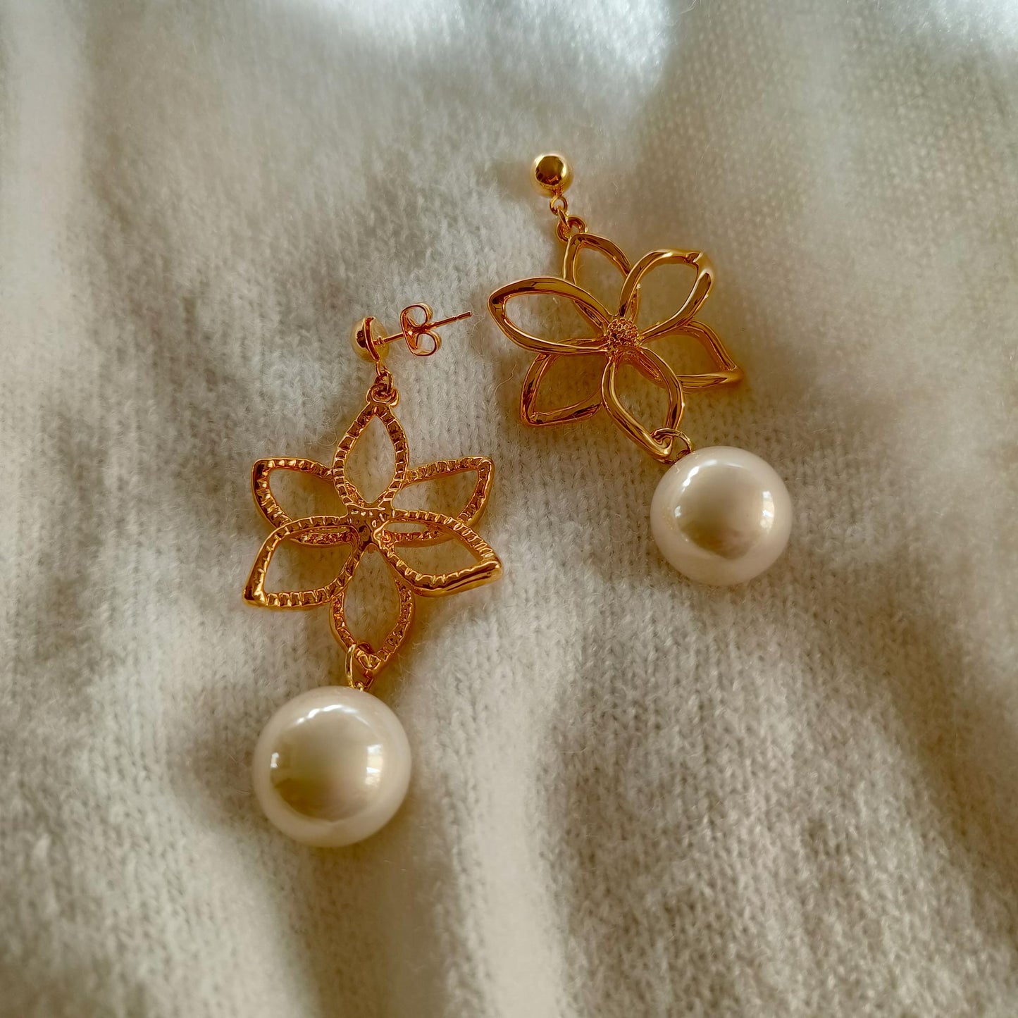 Aurora Pearl Danglers