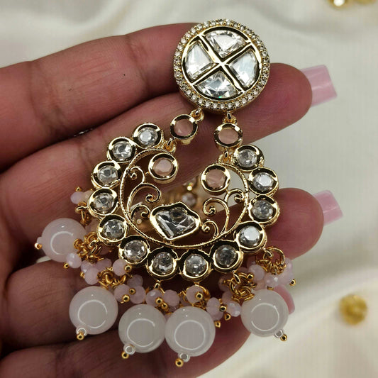 Gulabi Arunima Chandbali