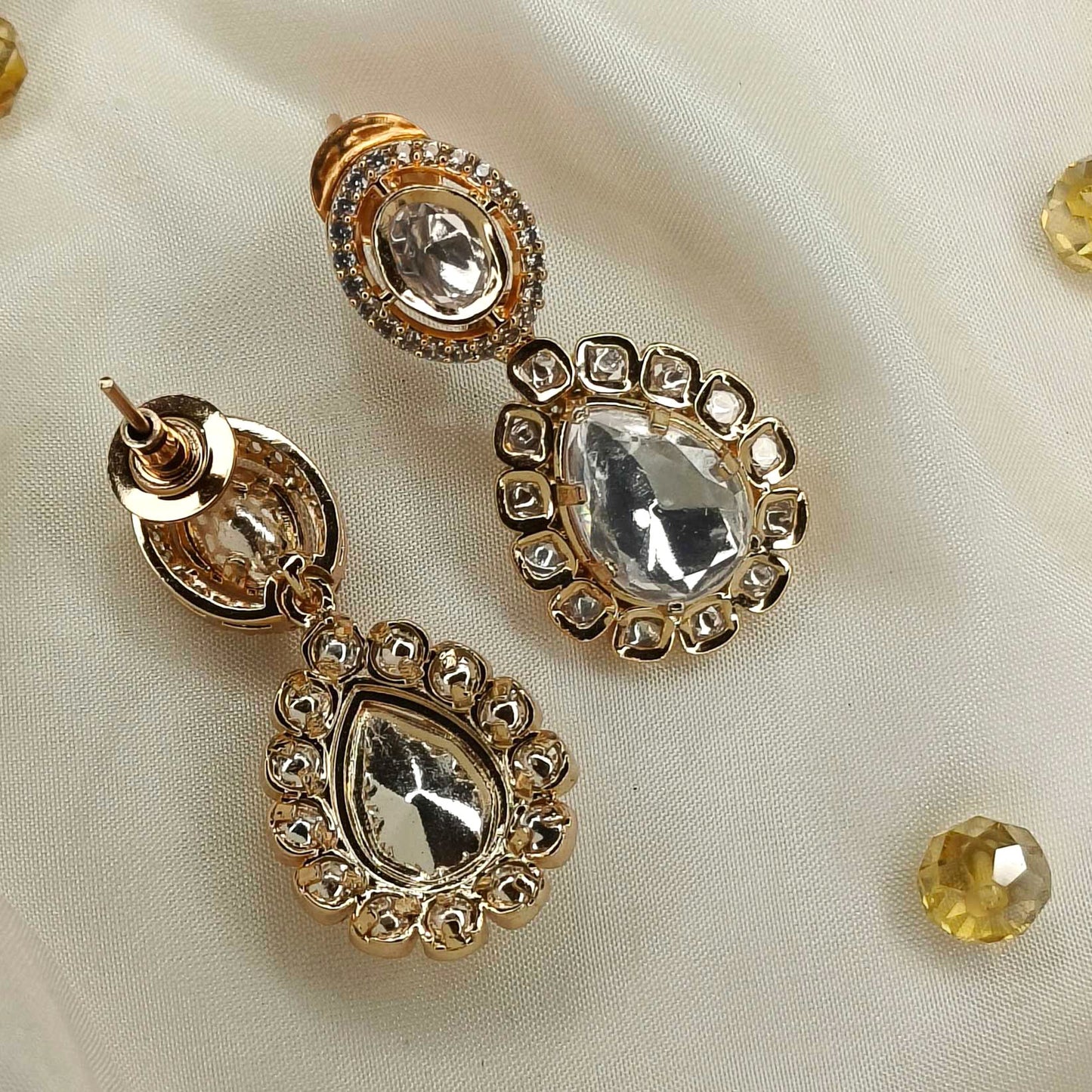 White Jaasvanti Drops