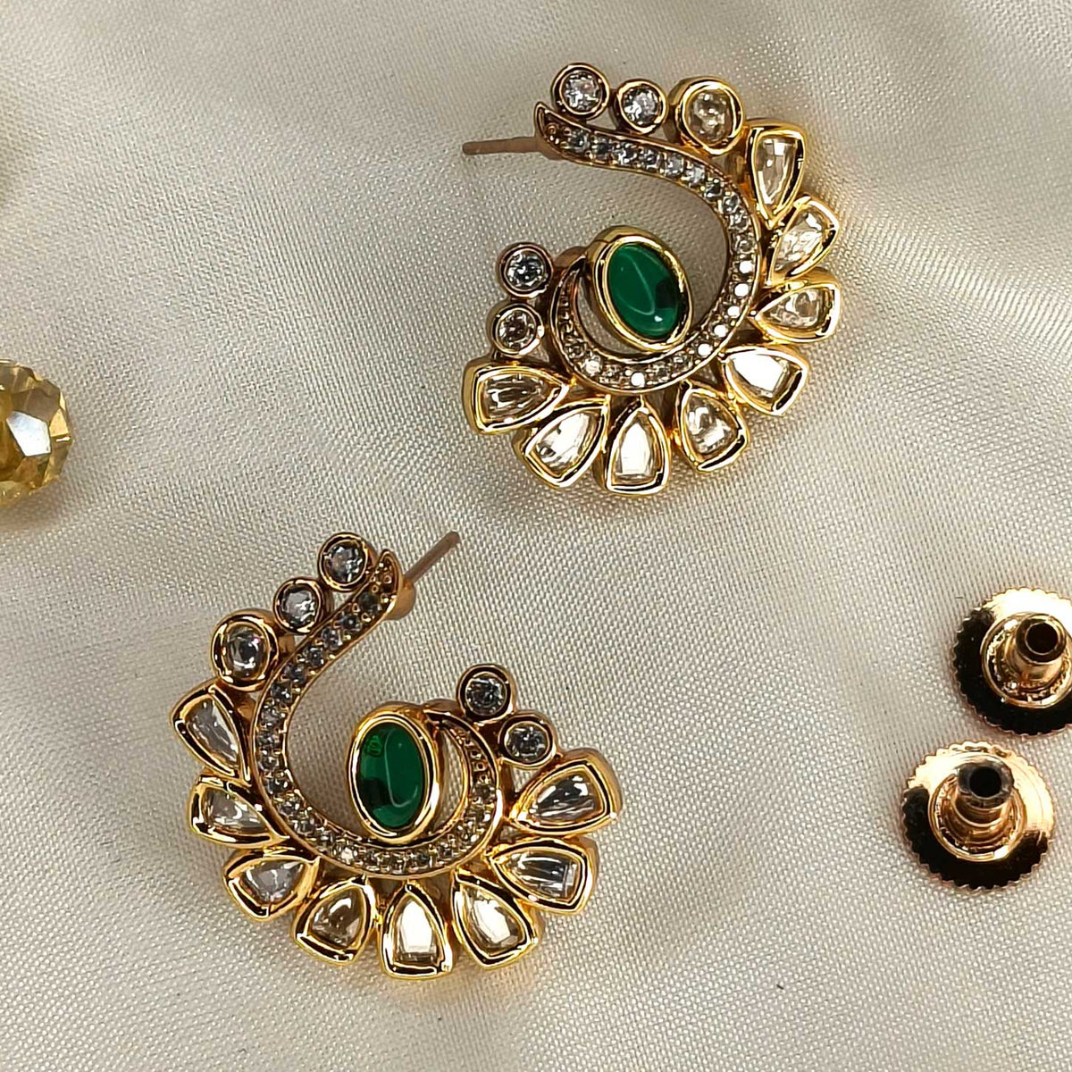 Green Kuiri Tops