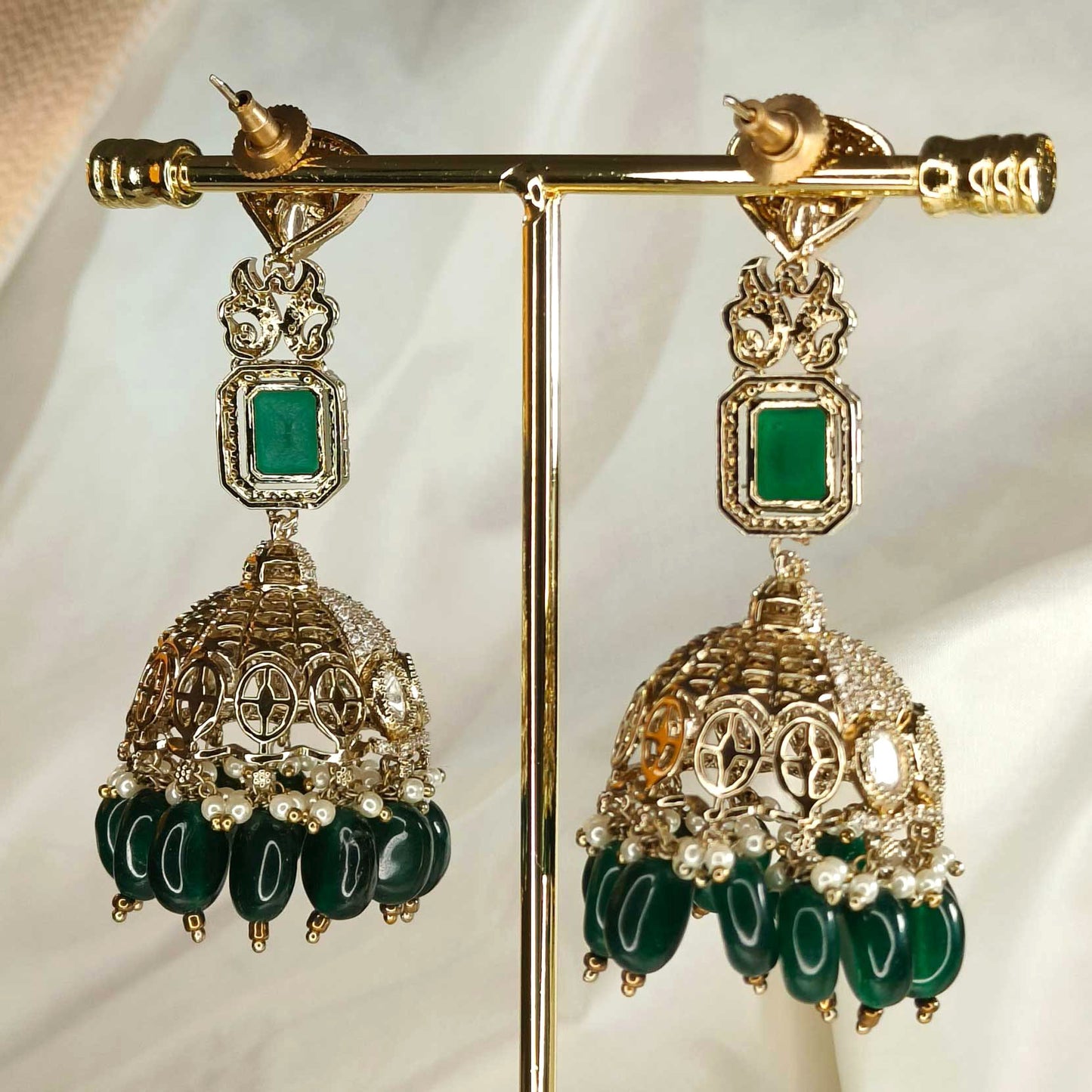 Eliza Emerald Jhumki