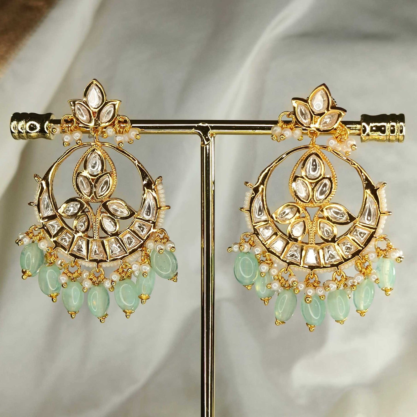 Ishika Mint Chandbali