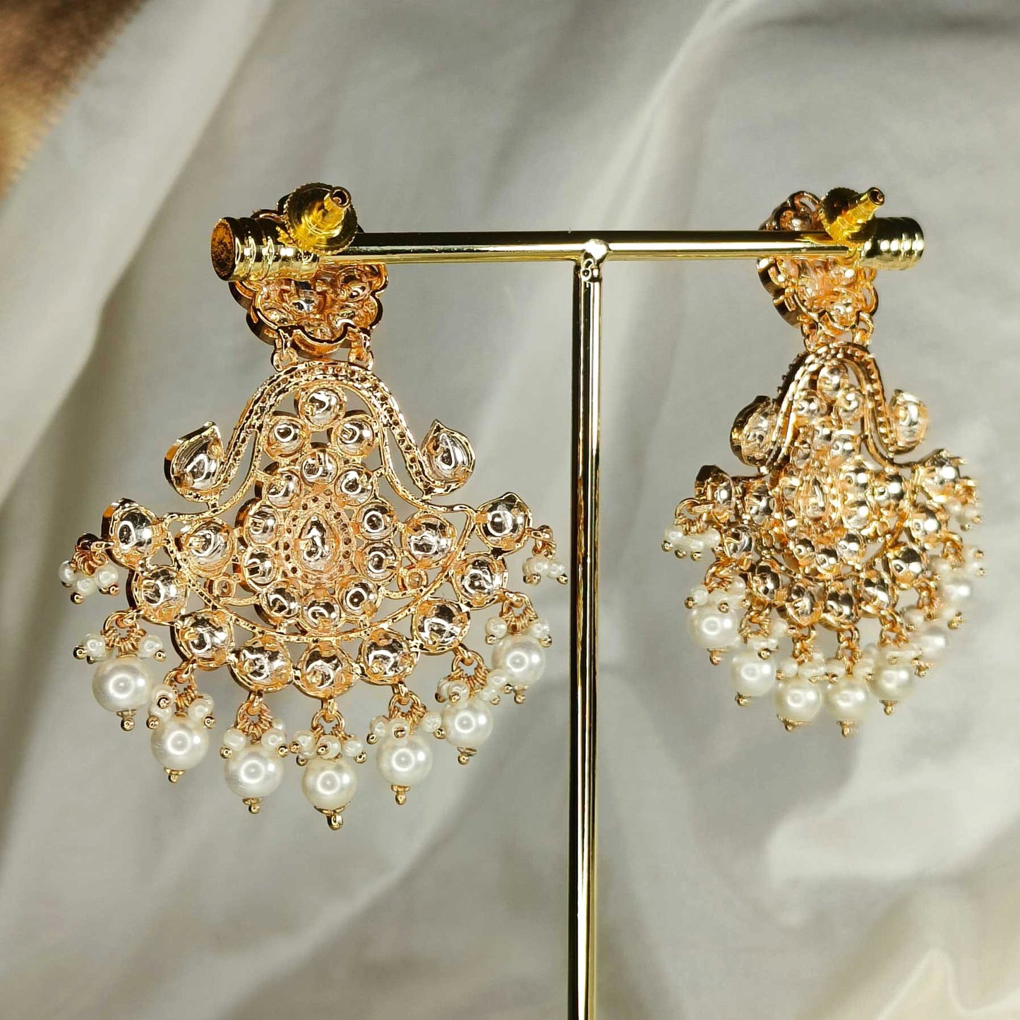 Uttara Pearl White Chandbali
