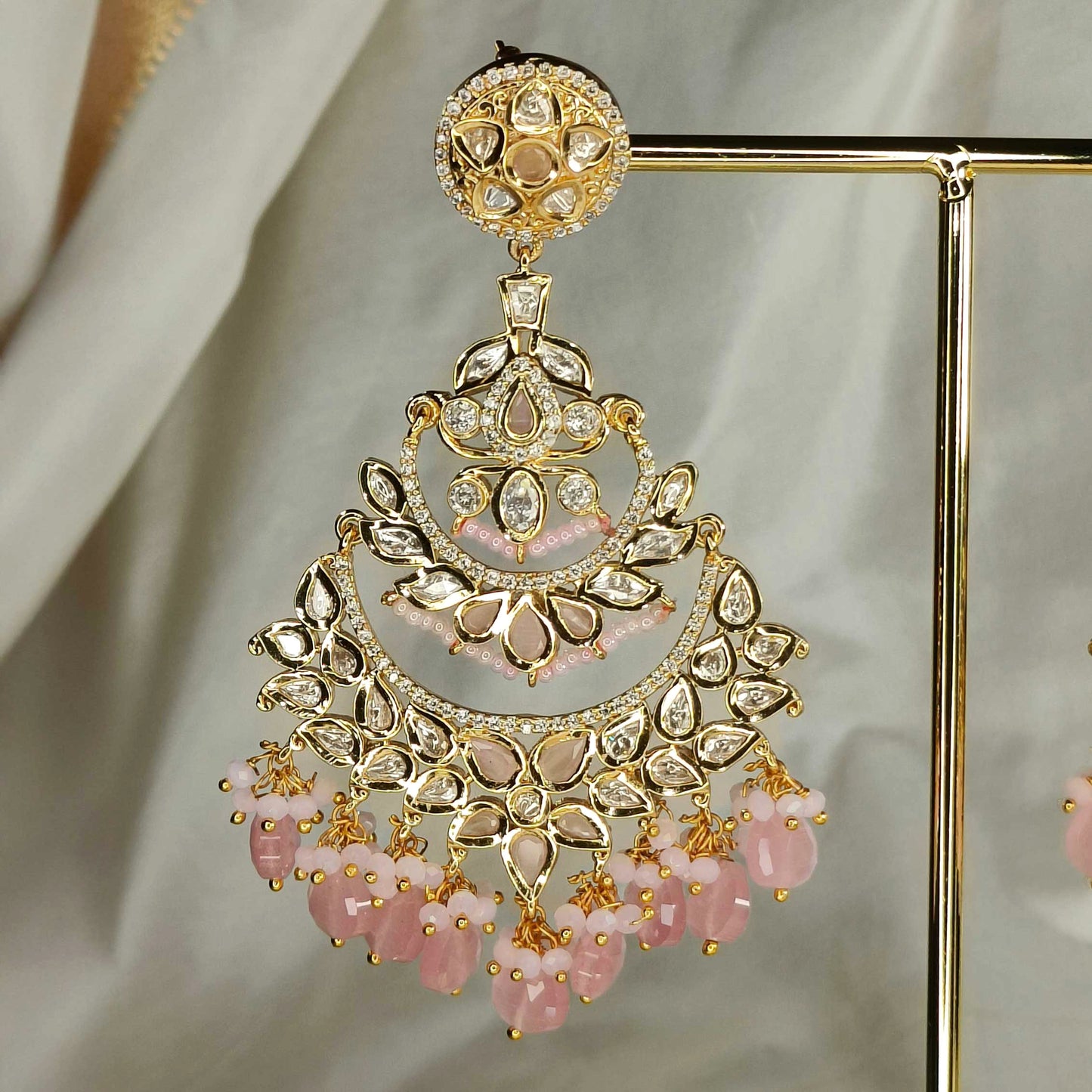 Gulabi Ramayantika Chandbali