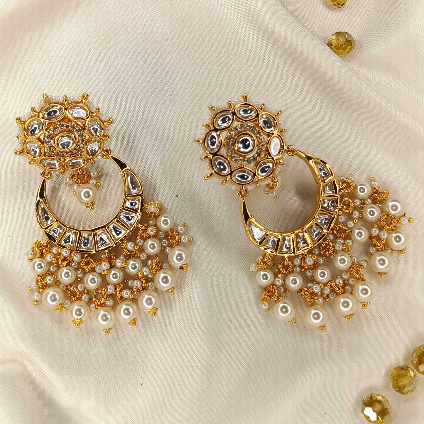 Rajasi Pearl Chandbali