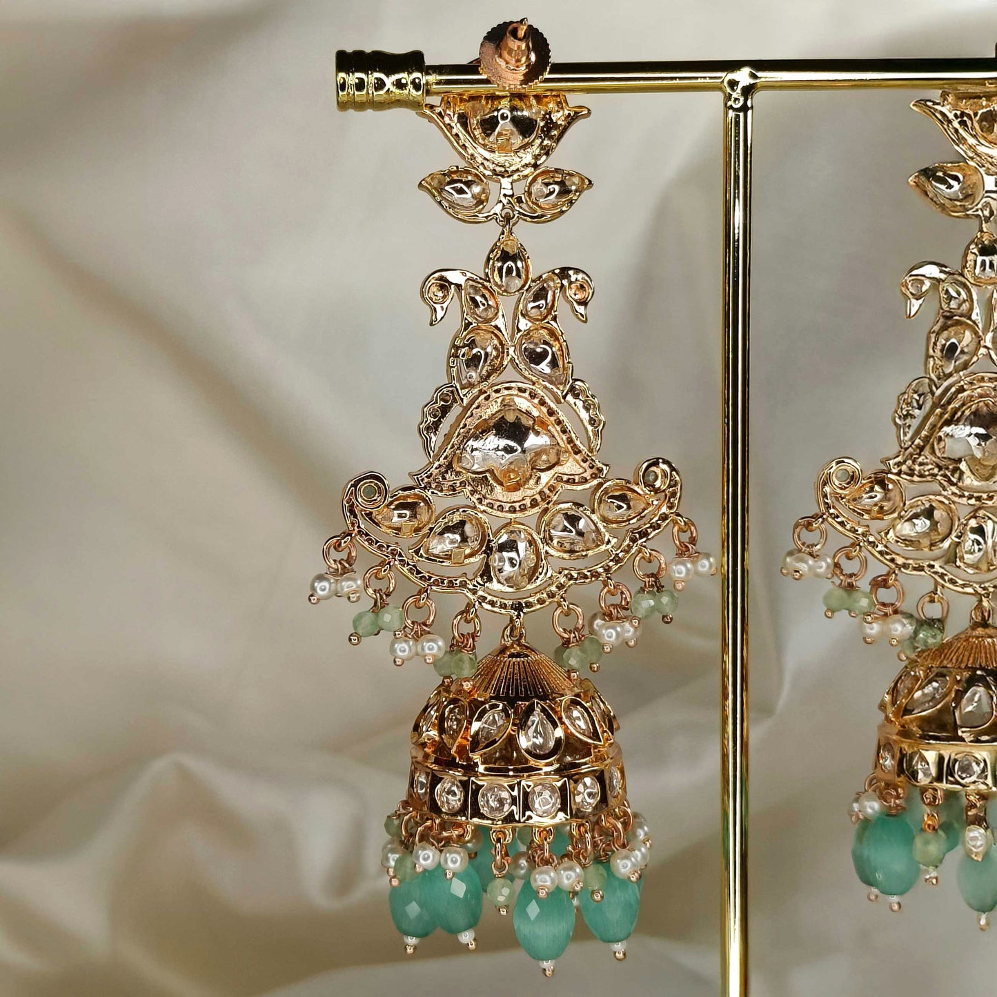 Mint Mahima Jhumki