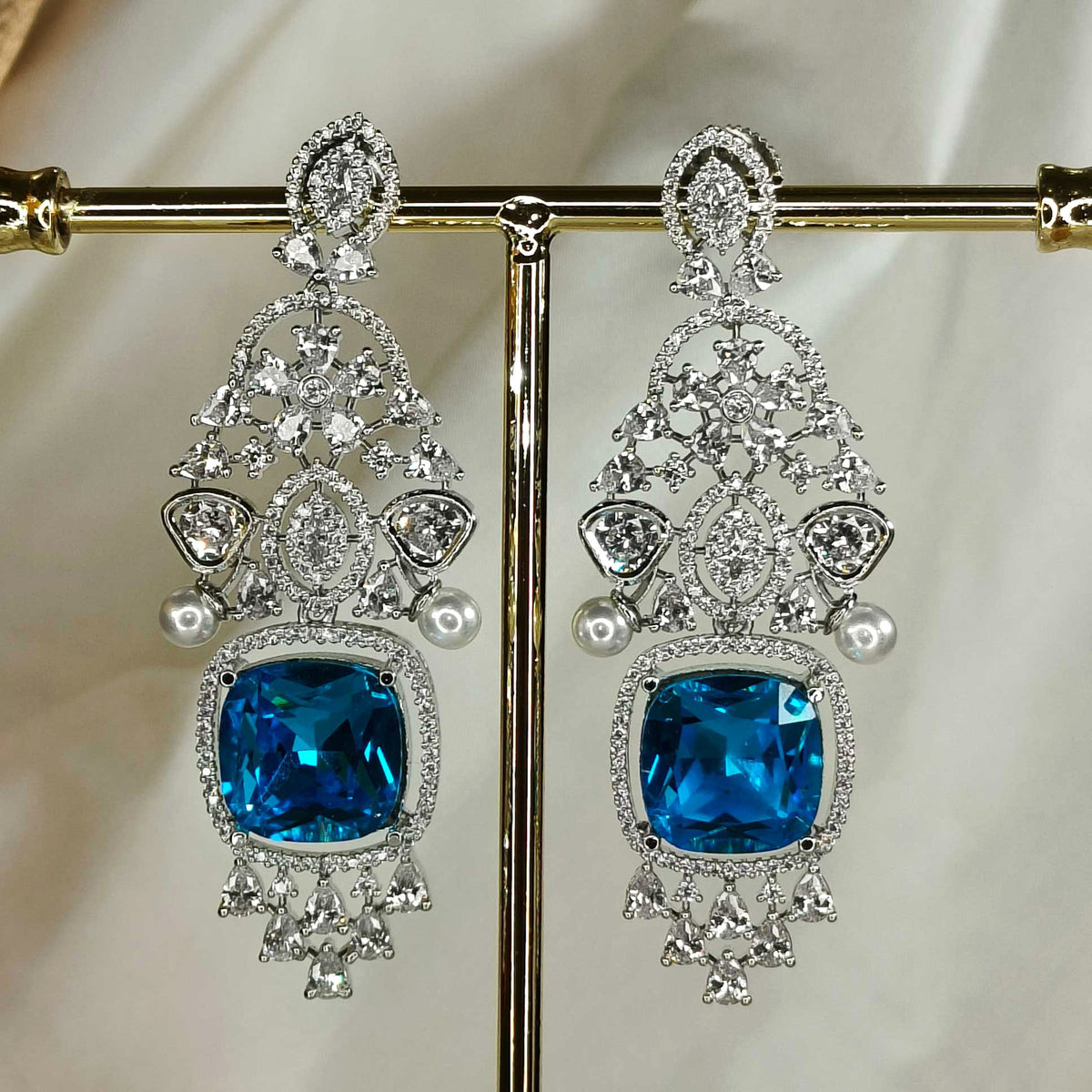 Lapis Lazuli Noor Danglers
