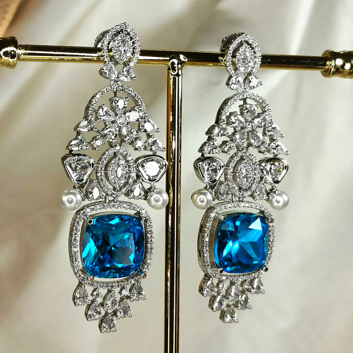 Lapis Lazuli Noor Danglers