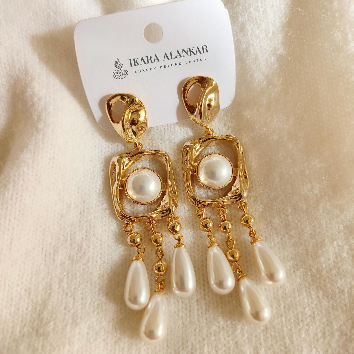 Vera Pearl Danglers